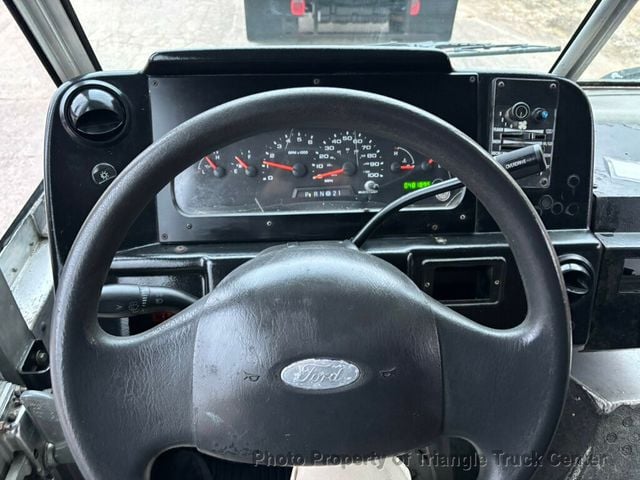 2004 Ford E350HD STEP VAN JUST 48k MILES! GREAT FOR A FOOD TRUCK! - 22961300 - 16