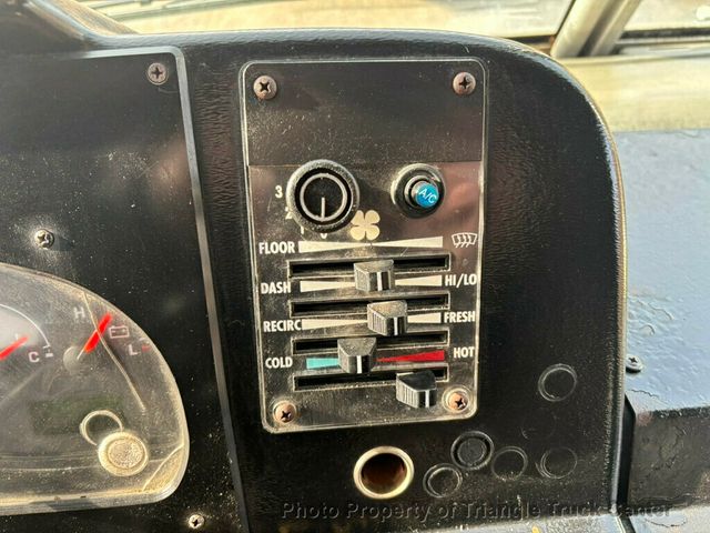 2004 Ford E350HD STEP VAN JUST 48k MILES! GREAT FOR A FOOD TRUCK! - 22961300 - 19