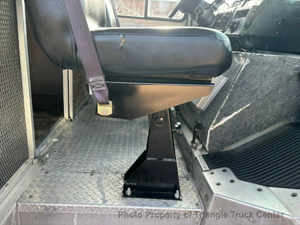 2004 Ford E350HD STEP VAN JUST 48k MILES! GREAT FOR A FOOD TRUCK! - 22961300 - 21