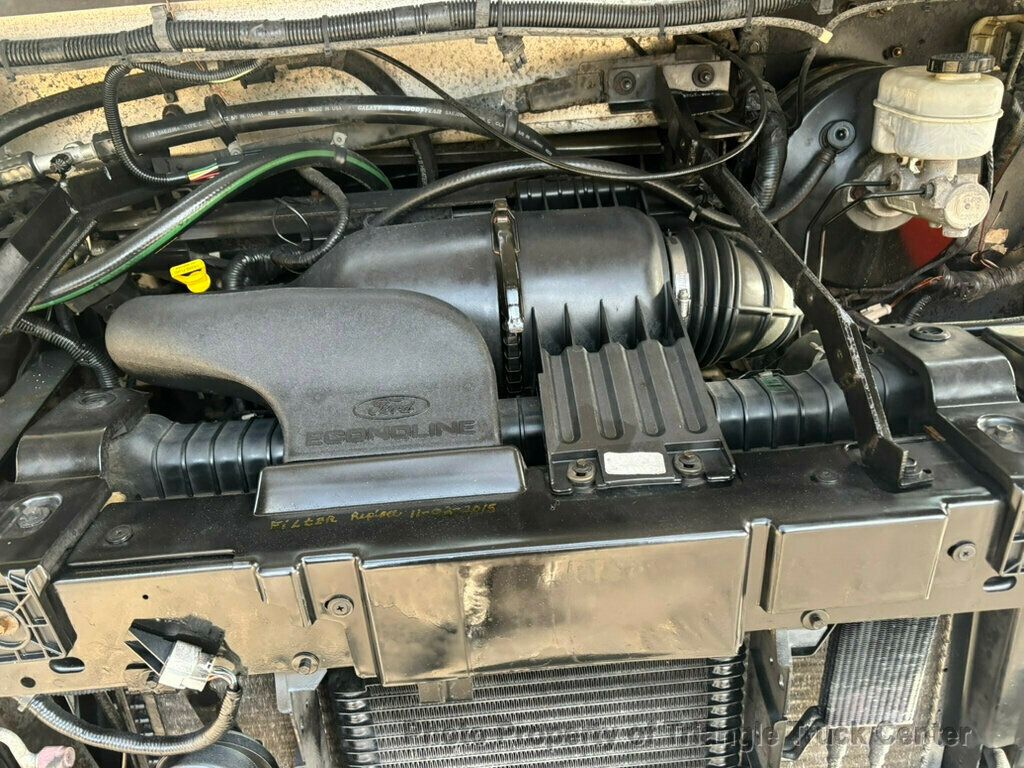 2004 Ford E350HD STEP VAN JUST 48k MILES! GREAT FOR A FOOD TRUCK! - 22961300 - 26