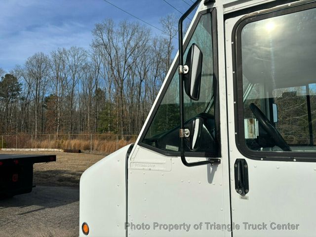 2004 Ford E350HD STEP VAN JUST 48k MILES! GREAT FOR A FOOD TRUCK! - 22961300 - 28