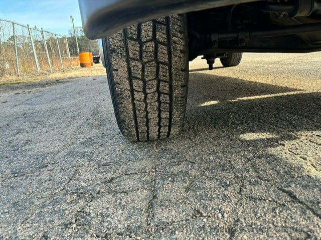 2004 Ford E350HD STEP VAN JUST 48k MILES! GREAT FOR A FOOD TRUCK! - 22961300 - 33