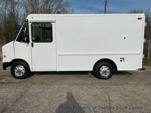 2004 Ford E350HD STEP VAN JUST 48k MILES! GREAT FOR A FOOD TRUCK! - 22961300 - 37