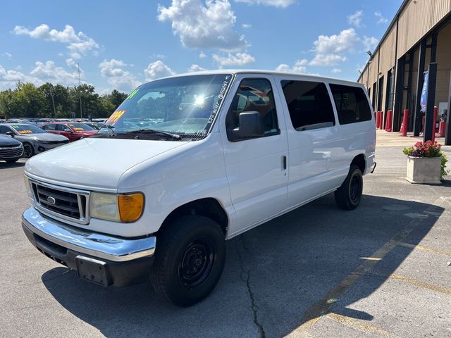2004 Ford Econoline Wagon E-350 Super XL - 23073351 - 2