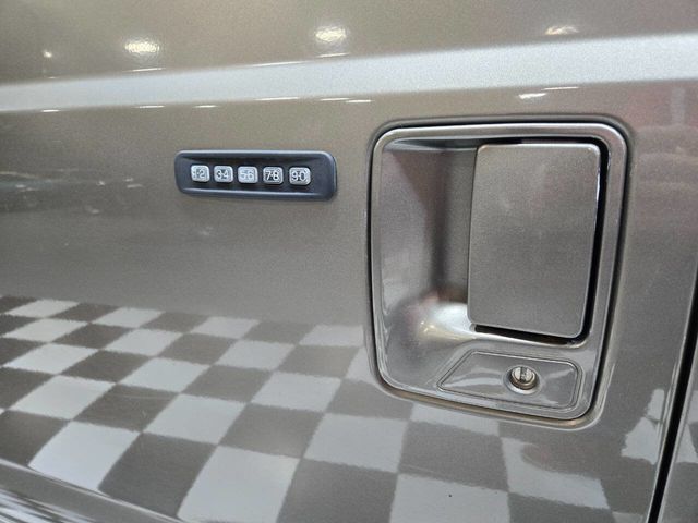 2004 Ford Excursion 137" WB 6.0L Limited 4WD - 22963908 - 14