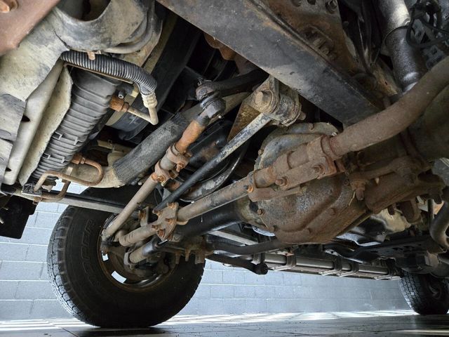 2004 Ford Excursion 137" WB 6.0L Limited 4WD - 22963908 - 21