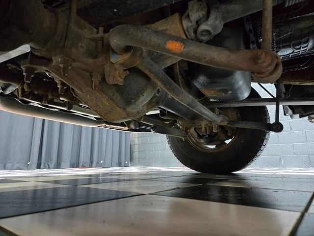 2004 Ford Excursion 137" WB 6.0L Limited 4WD - 22963908 - 22