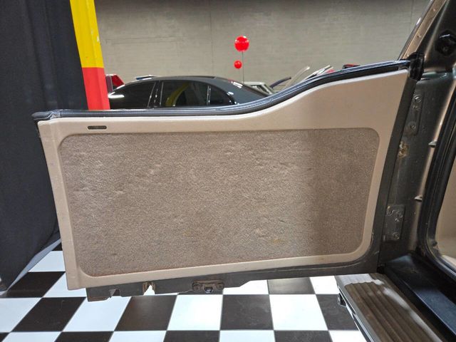 2004 Ford Excursion 137" WB 6.0L Limited 4WD - 22963908 - 66