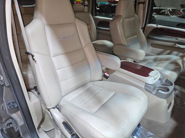 2004 Ford Excursion 137" WB 6.0L Limited 4WD - 22963908 - 79