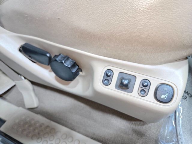 2004 Ford Excursion 137" WB 6.0L Limited 4WD - 22963908 - 81