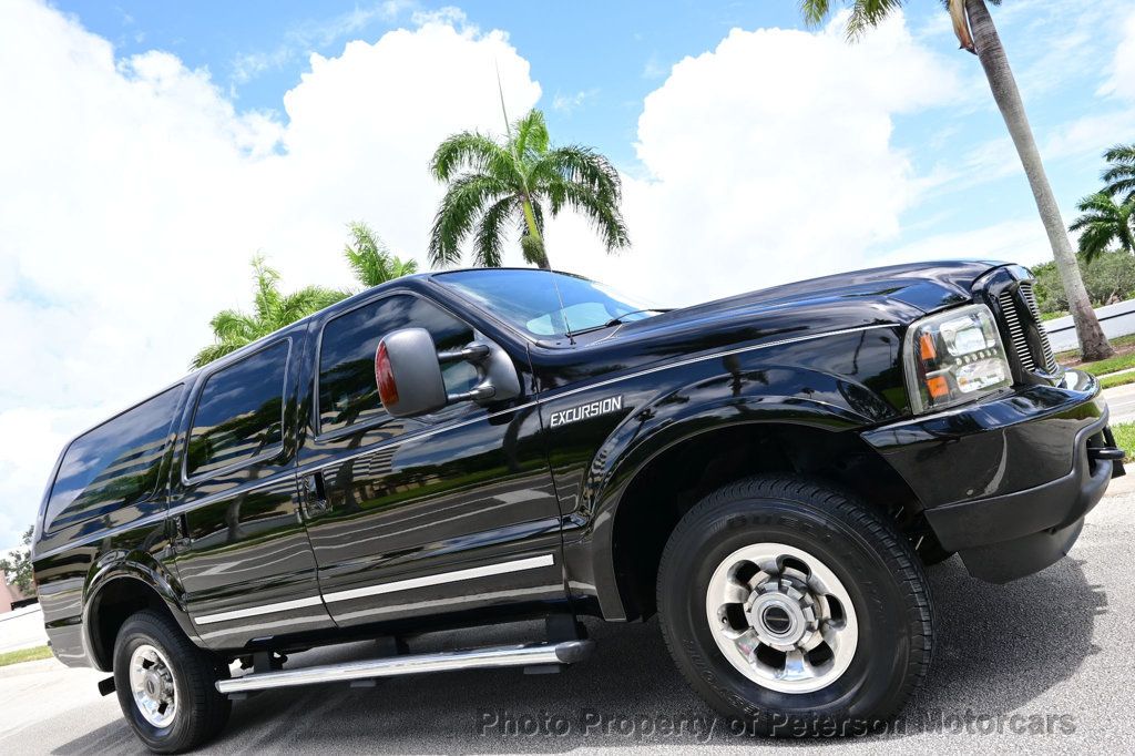 2004 Ford Excursion 137" WB 6.0L Limited 4WD - 22884013 - 1