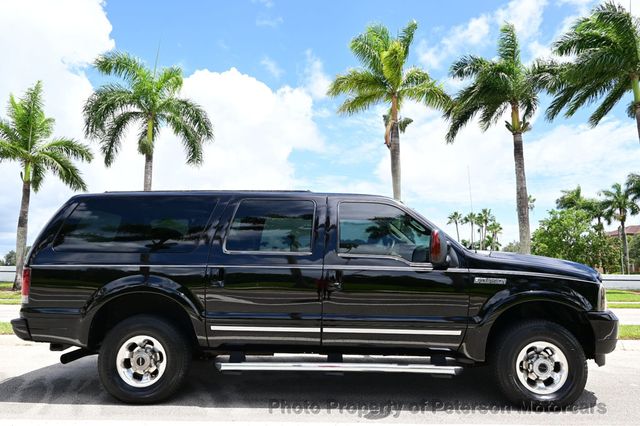 2004 Ford Excursion 137" WB 6.0L Limited 4WD - 22884013 - 2
