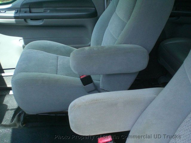 2004 Ford Excursion SPECIAL SERVICE - 12111712 - 23