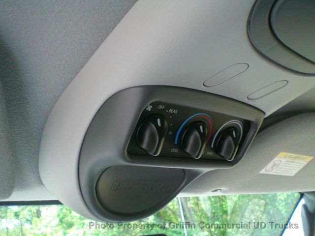 2004 Ford Excursion SPECIAL SERVICE - 12111712 - 38