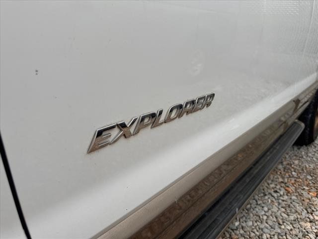 2004 Ford Explorer 4dr 114" WB 4.0L Eddie Bauer 4WD - 22394573 - 5