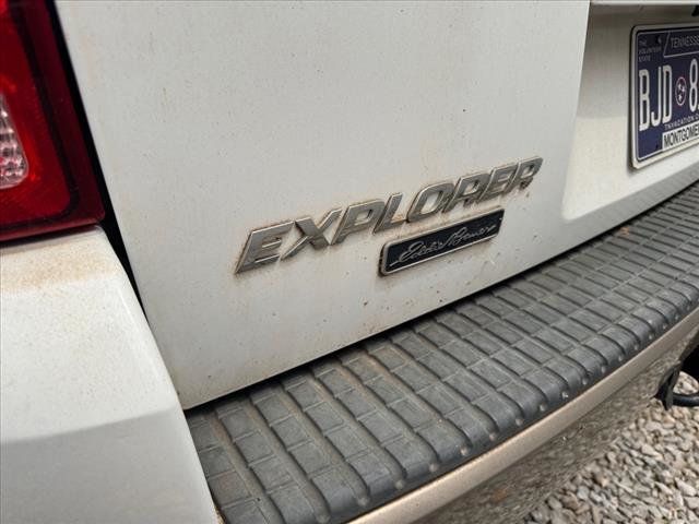 2004 Ford Explorer 4dr 114" WB 4.0L Eddie Bauer 4WD - 22394573 - 8