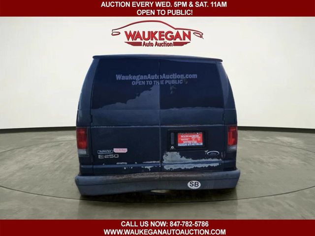 2004 Ford E-Series E 250 3dr Extended Cargo Van - 22972961 - 4