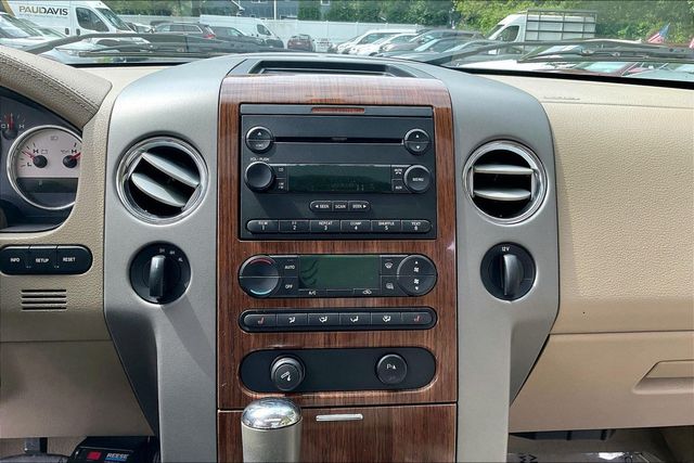 2004 Ford F-150  - 23056115 - 24