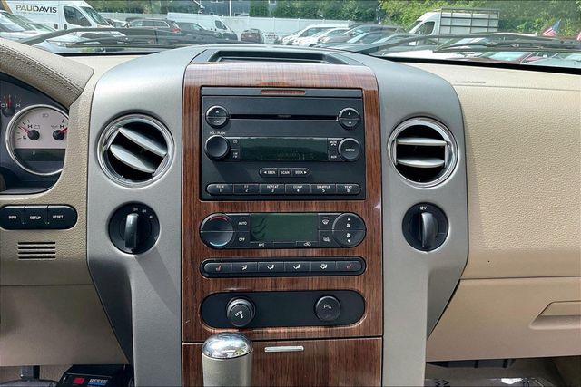 2004 Ford F-150  - 23101696 - 24