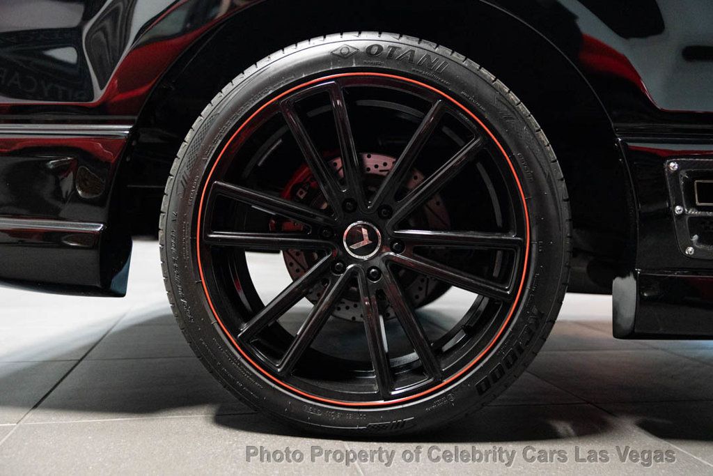2004 Ford F-150 Full Custom SEMA build for FORD booth  - 23047010 - 19