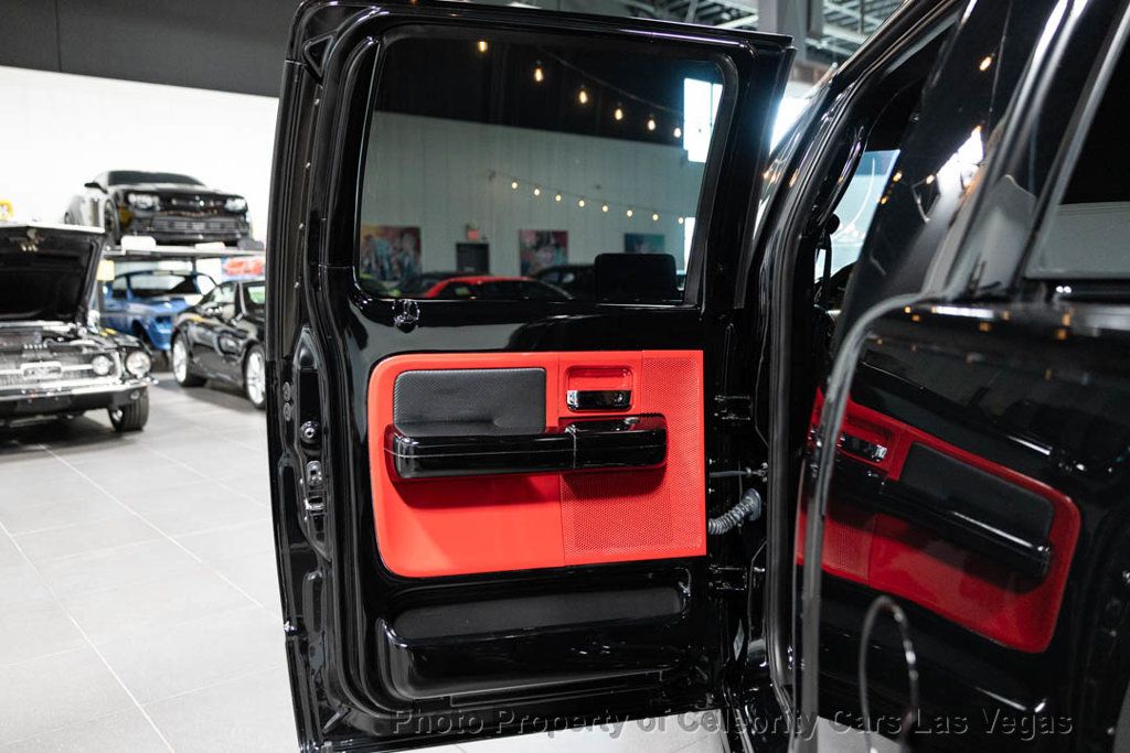 2004 Ford F-150 Full Custom SEMA build for FORD booth  - 23047010 - 39