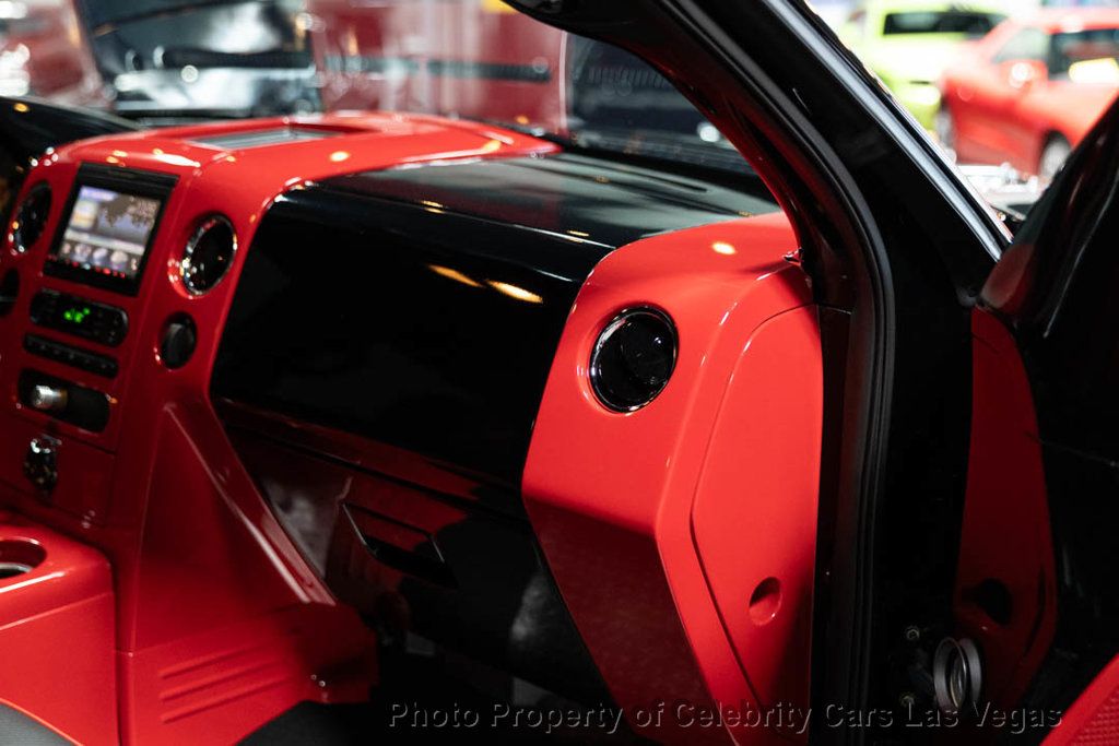 2004 Ford F-150 Full Custom SEMA build for FORD booth  - 23047010 - 52