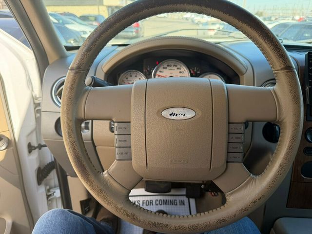 2004 Ford F-150 SuperCrew 139" Lariat 4WD - 22986905 - 19