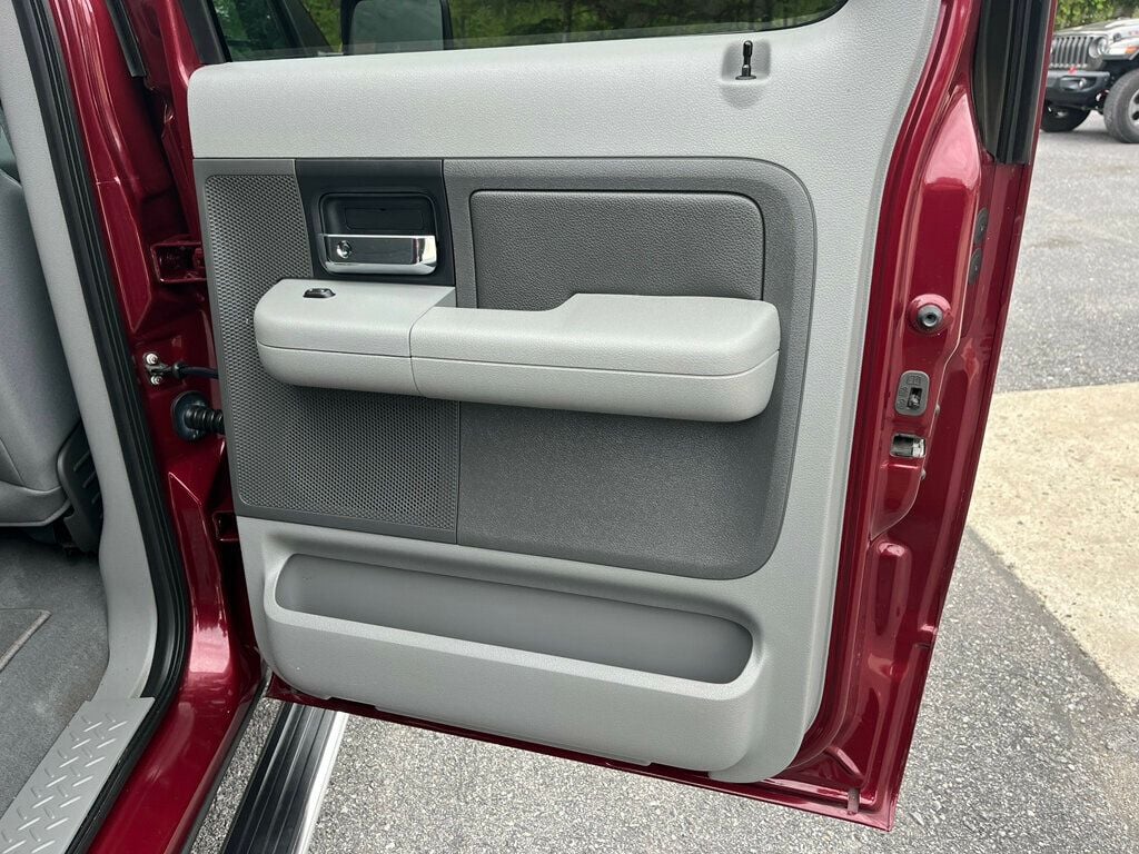 2004 Ford F-150 SuperCrew 139" XLT 4WD - 23024837 - 40