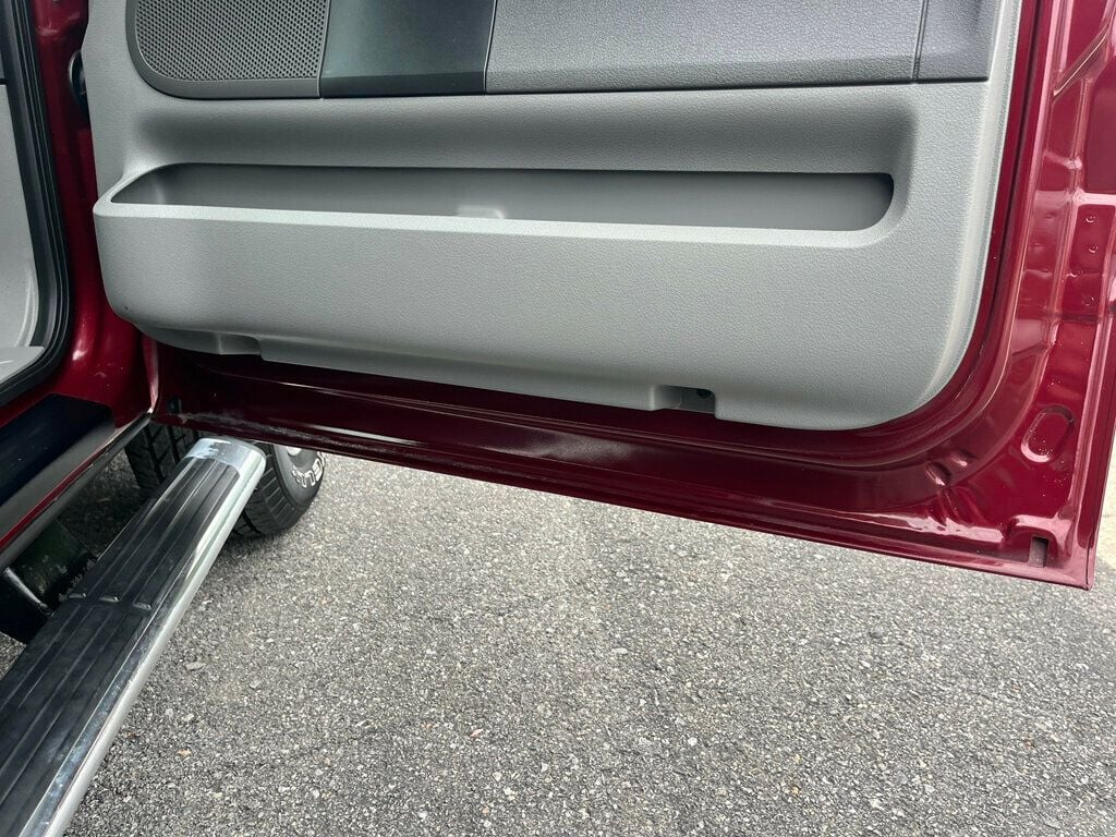 2004 Ford F-150 SuperCrew 139" XLT 4WD - 23024837 - 49