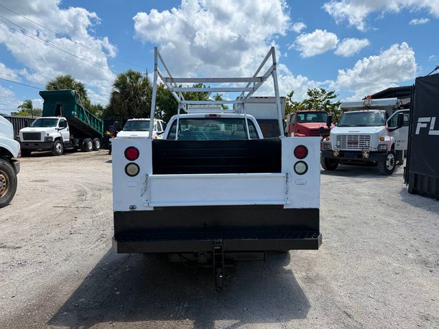 2004 Ford F-250 Utility Service Truck  - 23027616 - 2