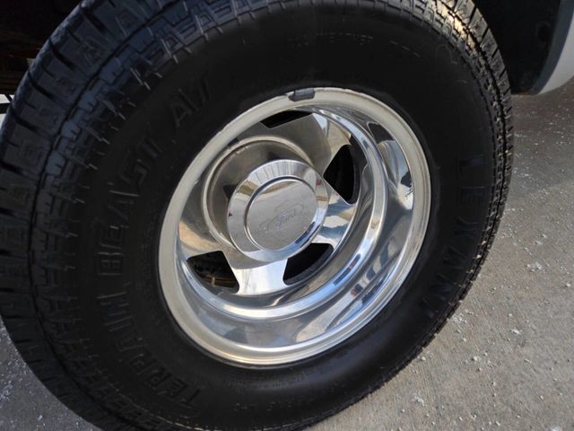 2004 Ford F-350 Super Duty Lariat 4dr Crew Cab 4WD LB DRW - 22974826 - 9