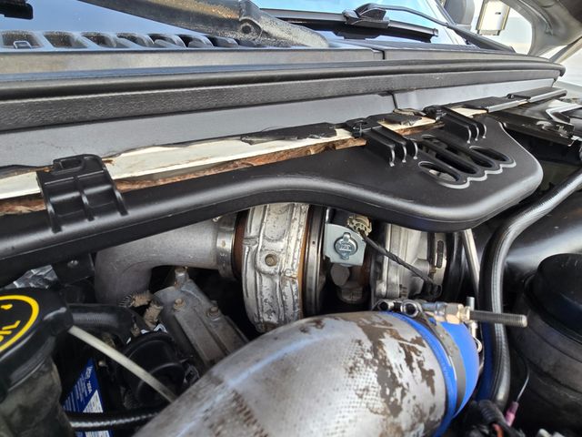 2004 Ford F-350 Super Duty Lariat 4dr Crew Cab 4WD LB DRW - 22974826 - 99