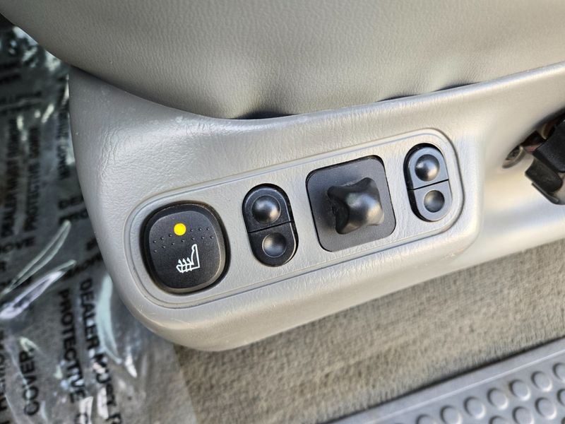 2004 Ford F-350 Super Duty Lariat 4dr Crew Cab 4WD LB DRW - 22974826 - 10