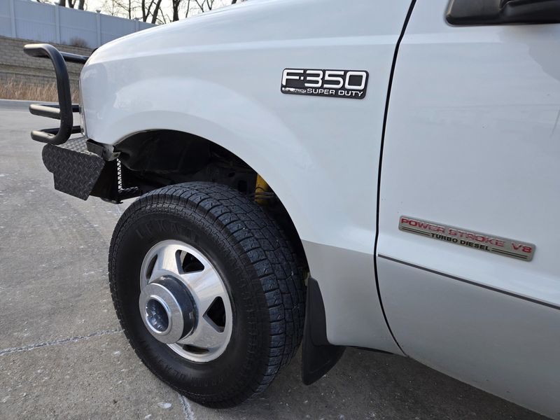 2004 Ford F-350 Super Duty Lariat 4dr Crew Cab 4WD LB DRW - 22974826 - 24