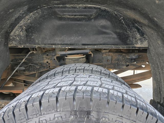 2004 Ford F-350 Super Duty Lariat 4dr Crew Cab 4WD LB DRW - 22974826 - 33