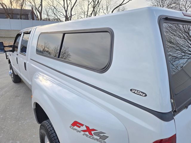 2004 Ford F-350 Super Duty Lariat 4dr Crew Cab 4WD LB DRW - 22974826 - 36