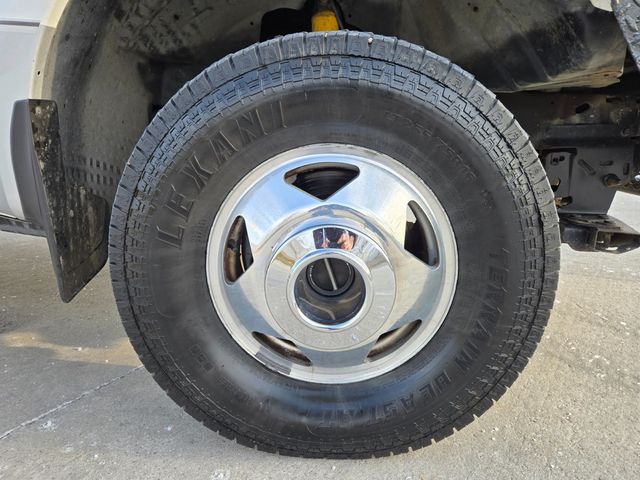 2004 Ford F-350 Super Duty Lariat 4dr Crew Cab 4WD LB DRW - 22974826 - 56