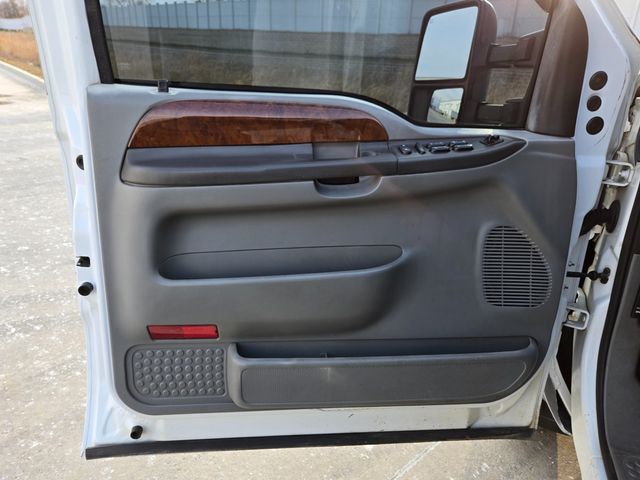 2004 Ford F-350 Super Duty Lariat 4dr Crew Cab 4WD LB DRW - 22974826 - 76