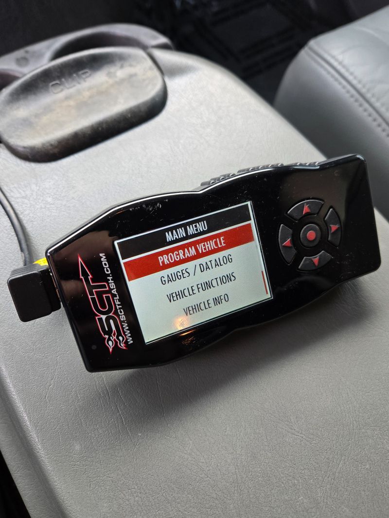 2004 Ford F-350 Super Duty Lariat 4dr Crew Cab 4WD LB DRW - 22974826 - 7