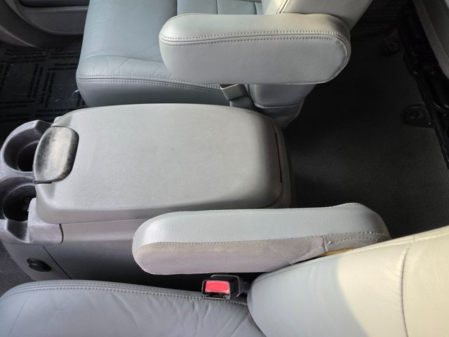 2004 Ford F-350 Super Duty Lariat 4dr Crew Cab 4WD LB DRW - 22974826 - 87