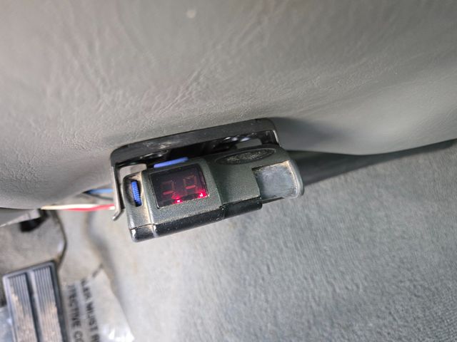 2004 Ford F-350 Super Duty Lariat 4dr Crew Cab 4WD LB DRW - 22974826 - 89