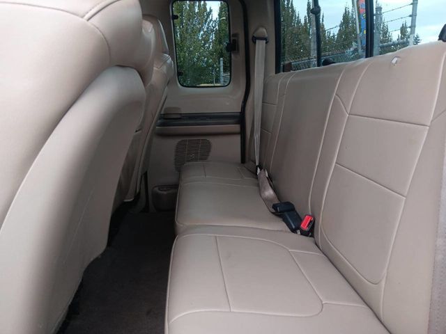 2004 Ford F-450 Super Duty 4X2 4dr SuperCab 161.8 in. WB - 22922005 - 4