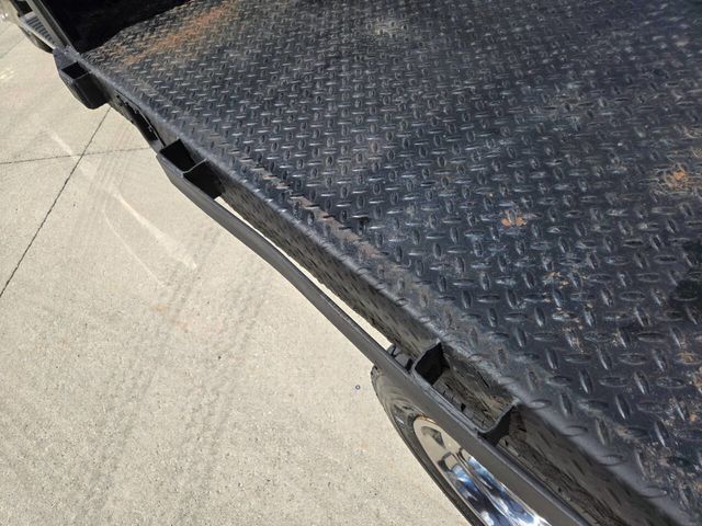 2004 Ford F-550 Super Duty 4X4 4dr Crew Cab 176.2 200.2 in. WB - 22912730 - 22