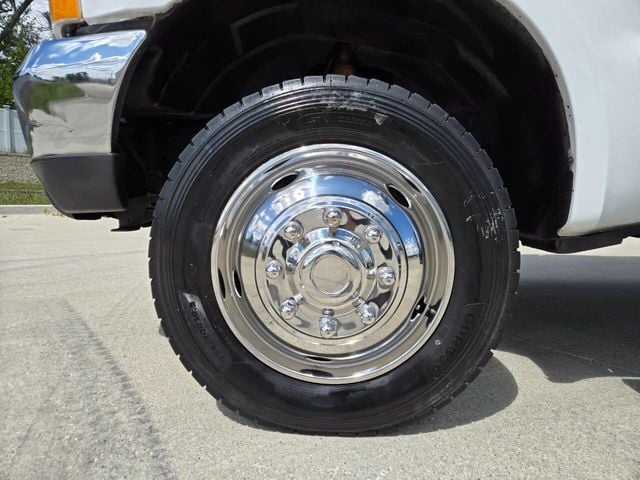 2004 Ford F-550 Super Duty 4X4 4dr Crew Cab 176.2 200.2 in. WB - 22912730 - 3