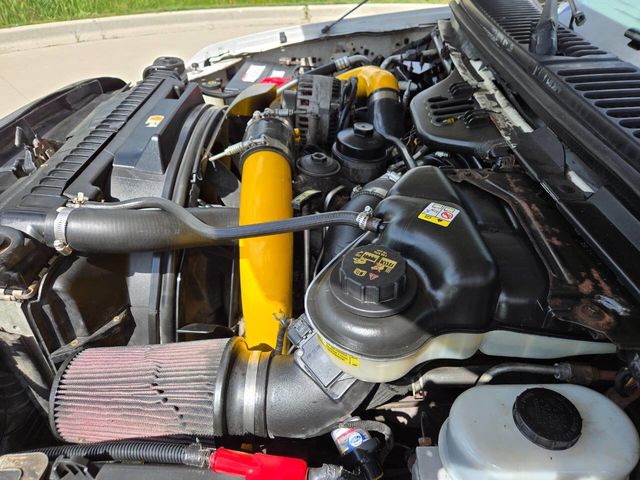 2004 Ford F-550 Super Duty 4X4 4dr Crew Cab 176.2 200.2 in. WB - 22912730 - 52