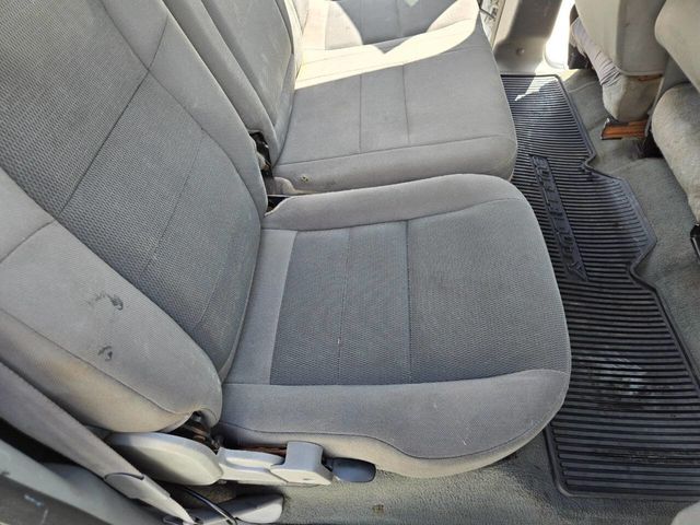 2004 Ford F-550 Super Duty 4X4 4dr Crew Cab 176.2 200.2 in. WB - 22912730 - 66