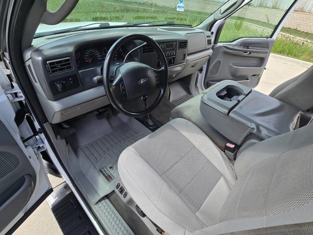 2004 Ford F-550 Super Duty 4X4 4dr Crew Cab 176.2 200.2 in. WB - 22912730 - 7