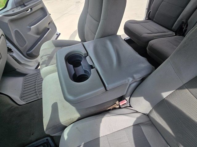 2004 Ford F-550 Super Duty 4X4 4dr Crew Cab 176.2 200.2 in. WB - 22912730 - 81