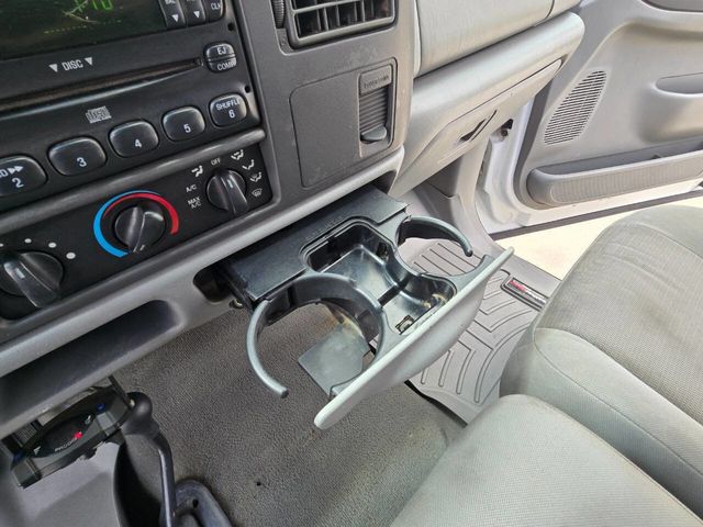 2004 Ford F-550 Super Duty 4X4 4dr Crew Cab 176.2 200.2 in. WB - 22912730 - 86