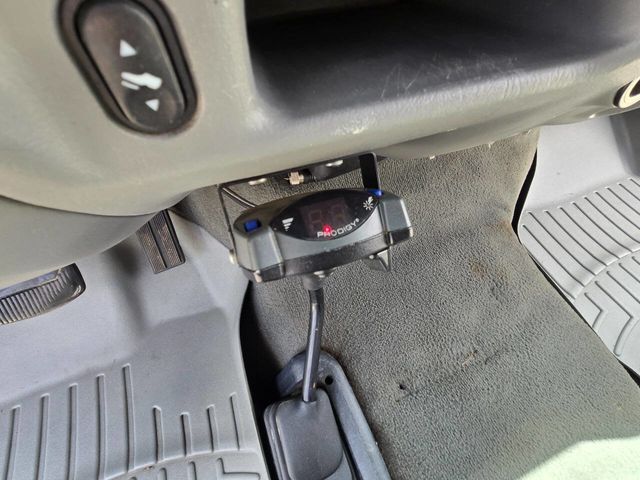 2004 Ford F-550 Super Duty 4X4 4dr Crew Cab 176.2 200.2 in. WB - 22912730 - 87